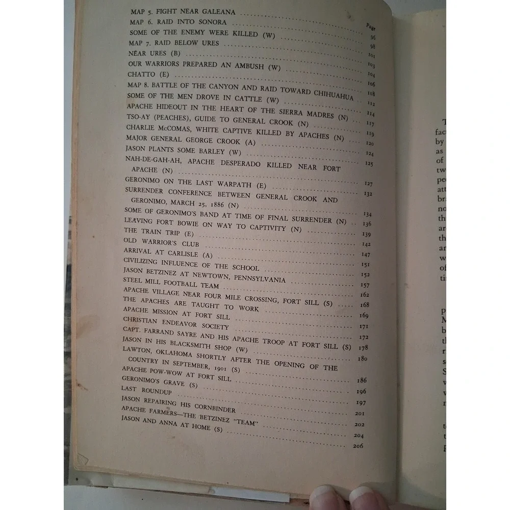 I Fought with Geronimo by Jason Betzinez 1st Edition 1959 HCDJ